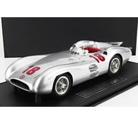 1/18 GP-REPLICAS - MERCEDES BENZ - F1 W196R STREAMLINERS N 18 WINNER GP128A
