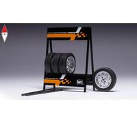 Ixo Model SET 4 WHEELS SAAB SILVER 1:18