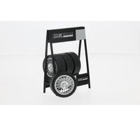 1:18 IXO Cavalletto Supporto Oz Racing Metal Rack With 4X Tyres 18SET030W