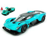 1/18 MAISTO ASTON MARTIN VALKYRIE 2022 GREEN