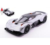 1/18 MAISTO ASTON MARTIN VALKYRIE 2022 SILVER
