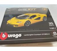 1:24 BURAGO Lamborghini Countach Lpi 800-4 Diecast Metal Kit BU25130KIT