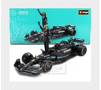 Modellino auto f1 mercedes w14 e performance 1:24 con hamilton - bburago