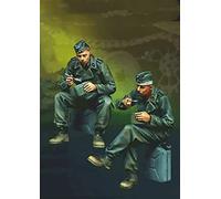 1/35 della seconda Guerra Mondiale Soldati del carro Armato Tedesco Che riposano e pranzano Modello di Soldato in Resina (2 Persone) Non assemblato e Non Verniciato