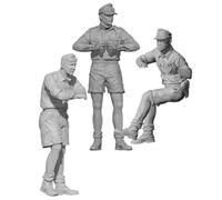 【1/35】 Modello di soldato carro armato tedesco della seconda guerra mondiale Kit di modelli di soldati in resina non assemblati e non dipinti (3 persone, senza carro armato) //IJ9H-9
