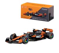 Bburago 1:43 2024 Gara McLaren MCL38 con Casco, Piastri #81