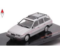 IXO Modellino in scala 1:43 Ford Sierra Turnier Ghia 1986 Argento CLC391N