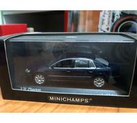 1/43 Volkswagen Phaeton 2002 Blue Metallic 400051000 MINICHAMPS
