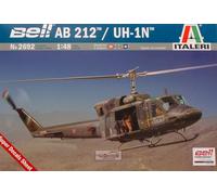 Italeri Kit modello elicottero Bell AB 212/UH-1N in plastica scala 1:48