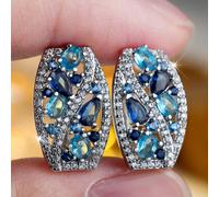 1 Elegante e alla moda orecchino con design a gradiente di pietre preziose blu - perfetto come pezzo di gioielleria unico o accessorio di moda per le donne, oltre che come regalo di compleanno o acces