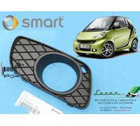 1 GRIGLIA FENDINEBBIA CON FORO SMART FORTWO 451 DAL 7/2007 > AL 4/2012 ORIGINALE