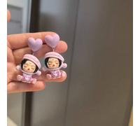 1 Paio di Orecchini a Gancio con Ciondolo a Forma di Cuore Viola Tonalità Delicata e Design 3D di Bambola con Occhi Chiusi, Accessorio Regalo per Donne per Uso Quotidiano, Pendolarismo e Appuntamenti
