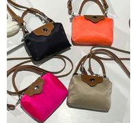 1 pezzo Mini borsa a tracolla, in materiale nylon, con patta di apertura, borsa a tracolla di alta qualità con texture alla moda, borsa a tracolla casual e versatile a forma di raviolo per ragazze, pi