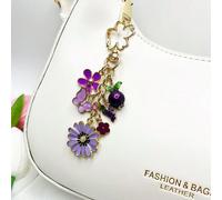 1 pezzo Portachiavi con fiore di margherita viola/rosa/rosso, farfalla, melograno, portachiavi in metallo alla moda e romantico, accessorio da matrimonio, decorazione floreale per chiavi di auto, port