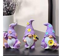 1 pezzo Set di ornamenti in resina con Gnomi viola. Questi adorabili Gnomi viola con dettagli floreali sono perfetti per scrivanie, scaffali, aggiungendo un tocco di fantasia agli uffici domestici e a