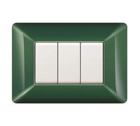 1 Placca, Made in Italy, 3 moduli/posti, Compatibile Con BTicino Matix, colore verde scozia, verde scuro, Placche In plastica di alta qualità, 100% compatibile con i supporti e i moduli originali