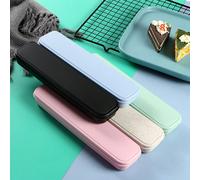 1. Scatola portaposate in paglia di grano, portatile da viaggio, con scomparti per limetta, pennelli trucco, coltello, forchetta, cucchiaio, bacchette e matite. Colori con coperchio. 2. Candele bianch