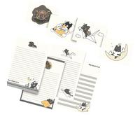 1 set di carta da lettere con buste, piccoli gatti neri, cancelleria con buste per inviti per feste