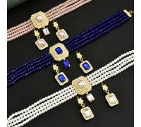 1 Set Vintage composto da 2 pezzi, Collana e Orecchini con Catena di Perle Finte, Gioielli da Matrimonio Eleganti Realizzati a Mano in Metallo Intagliato oro-bianco,oro-rosa,Blu oro-zaffiroLega di zin