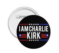1 spilla commemorativa "Io sono Charlie Kirk" con scritta "Riposa in pace" e bottone rotondo "Charlie Kirk", decorazione per petto.