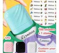 1 Timbro personalizzato con nome, impermeabile, adatto per abbigliamento. Questo timbro con nome può essere personalizzato e utilizzato su abbigliamento, come timbro per firma autografa o timbro perso