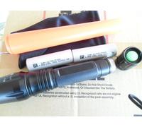 1 torcia led luxeon kit con 2 molicel 3,7V 21700 P42A 4200mAh 24 ore autonomia
