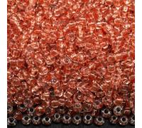 10/0 00891 Perline in vetro ceco Rocailles. Strisce rosse su cristallo. Confezione da 2250 pezzi. Peso 25 grammi. Dimensioni delle perline 2,3 mm. per perline, ricamo e creazione di gioielli.