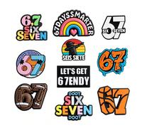 10 pezzi/set Charm per scarpe a motivi cartoni animati, realizzati in PVC, ottimi per decorare borse da spiaggia e scarpe. Meravigliosi come regali per feste di compleanno, Natale, San Valentino e Ogn