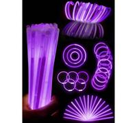 100 pezzi Bastoncini luminosi viola. Questi sono dispositivi di illuminazione che possono brillare al buio, utilizzati per illuminazione decorativa. Hanno un tempo di illuminazione continua di 8-12 or