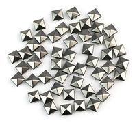 100 x 10mm Pyramid Studs Spots Punk Rock Nailheads Spikes for Bag Shoes Bracciale Elegante e Popolare Fashion Professionals