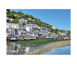 1000 pezzi di puzzle sono adatti per adulti e bambini. Colline, fiumi, terminal dei traghetti, coste e motoscafi a Lu Cornwall, Inghilterra