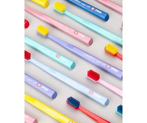 10x Curaprox CS 3960 Spazzolino Regolare Super Soft Sensitive Extra Weich