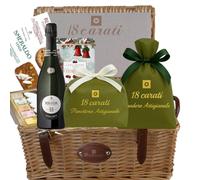 18 Carati | Cesto Regalo Natalizio | Panettone 1 kg + Pandoro 1 kg | Franciacorta Berlucchi 61| Torrone e Calissons 275g | Biscotti Cioccolato e Pistacchio 260g | Latta Natalizia Biscotti 320g