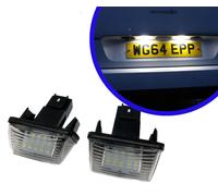 18 Luci LED Per Targa Posteriore Per Peugeot 5008 2009-2012