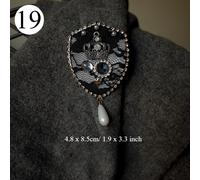 1pcs Vintage Distintivo Spilla Barocco Papillon Cappotto Maglione Pin Accessorio