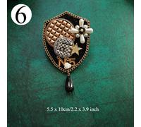 1pcs Vintage Distintivo Spilla Barocco Papillon Cappotto Maglione Pin Accessorio