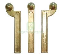 1PZ CARDINE INFERIORE CHIUDIPORTA A TERRA OTTONE CENTRALE: