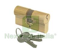 1PZ CILINDRI A INFILARE LOGO SAGOMATO 08011 MM.70 DECENTRATO (27X43) 08011110 :
