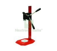 1PZ TAPPATRICE A COLONNA A CREMAGLIERA PER TAPPI A CORONA MOD. REGINA: