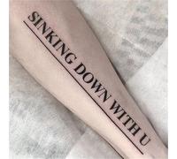 2 adesivi per tatuaggi temporanei a base di erbe, con lettere inglesi, per donne e uomini, semipermanenti, impermeabili, della durata di 2 settimane, tatuaggi finti