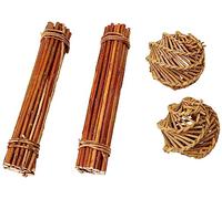 2 bastoncini di salice e 2 palline di salice di Nature First, adatti per piccoli animali