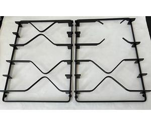 (2) GRIGLIE SMALTATE NERE COMPATIBILE CON WHIRLOOL per piani cottura DX e SX COMPLETE DI GOMMINI (LUNGA 39,5 LARGA 26,3cm) COD. GRG453-454