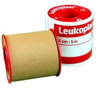2 nastri Leukoplast, 5 cm x 5 m, 2 pezzi.