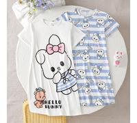 2 pezzi Camicie da notte estive casual per ragazze grandi, con grafica carina di coniglio e design a righe blu e bianche. Questa vestaglia a girocollo con maniche corte è realizzata in morbido tessuto