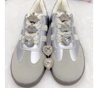 2 pezzi Ciondoli di lacci per scarpe con perline a forma di cuore e strass, decorazioni in ABS brillanti dorate e argentate per lacci di scarpe, accessori di lusso a forma di corona per scarpe, orname