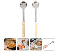 2 pezzi di mestolo per pizza a fondo piatto, ketchup, cucchiaio per salsa,