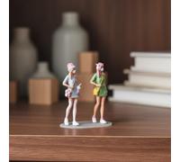2 Pezzi Statuine Scala 1:64 Design Carino Set di Statuine Amiche per Modellisti