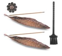 2 supporti per bastoncini di incenso in bronzo, foglie di metallo, bruciatore di incenso Ash Catcher, adatto per bastoncini di incenso, ideale per la decorazione di interni, con mini scopa, 1 porta