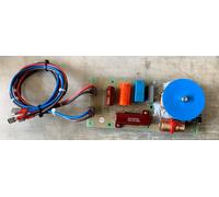 2 x Filtri a 2 vie per casse passive fino a 350 Watt di potenza.