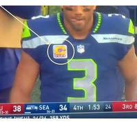 2017 Seattle Seahawks Russell Carrington Wilson 4 ⭐Captain Crucial Catch Toppa